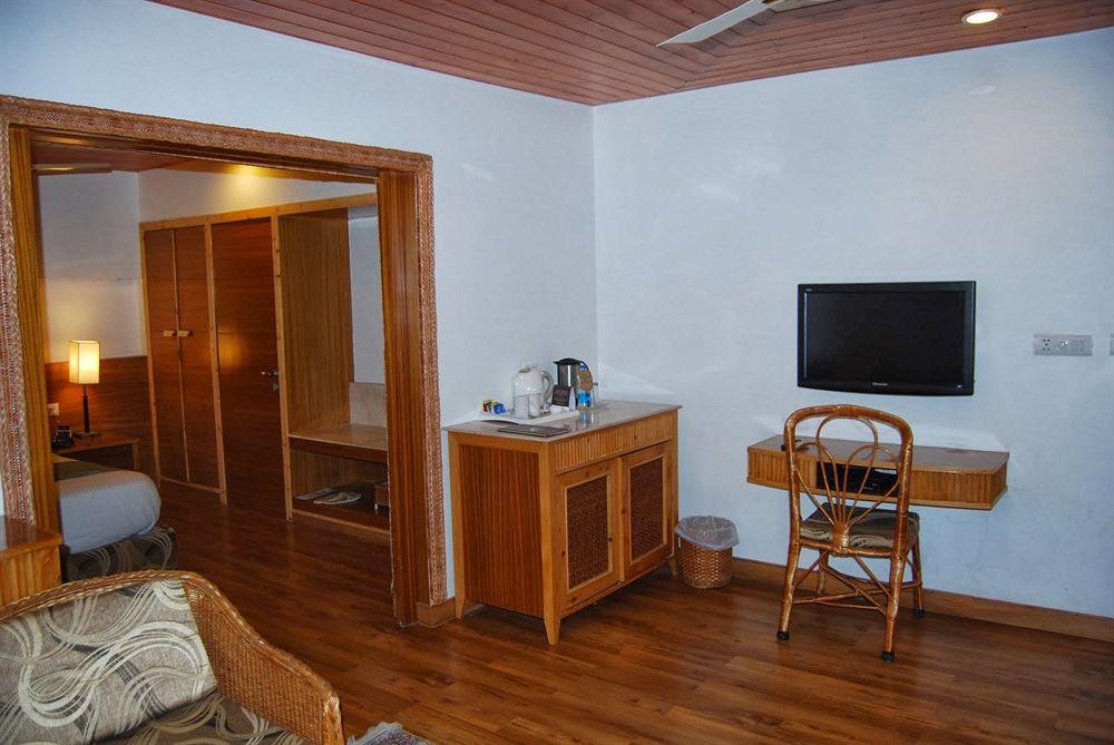 Hotel Heevan Resort Srīnagar Exteriör bild