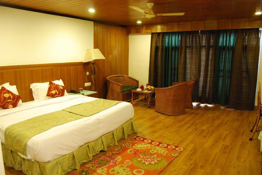 Hotel Heevan Resort Srīnagar Exteriör bild